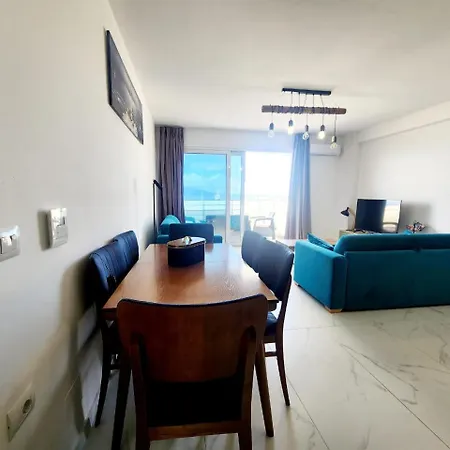 Apartament Design Sea View *